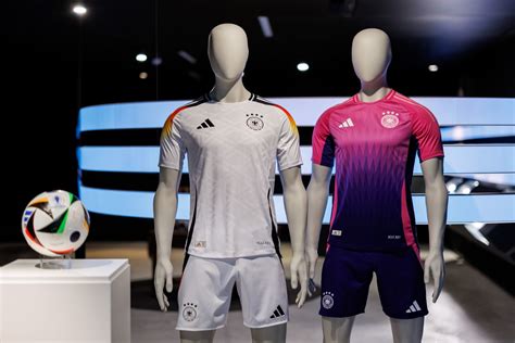 nike trikot pink weiß|Nike Trikot günstig kaufen .